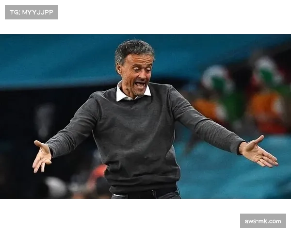 维蒂尼亚获恩里克盛赞为世界级中场 组织调度能力成为球队核心亮点