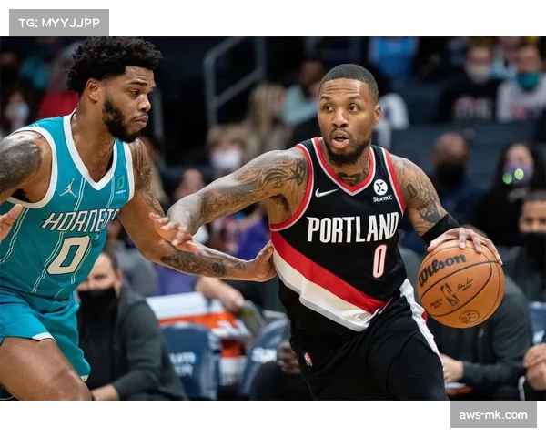 黄蜂双枪组合进攻效率132.4 克尼佩尔与鲍尔同时在场净效率+18.7